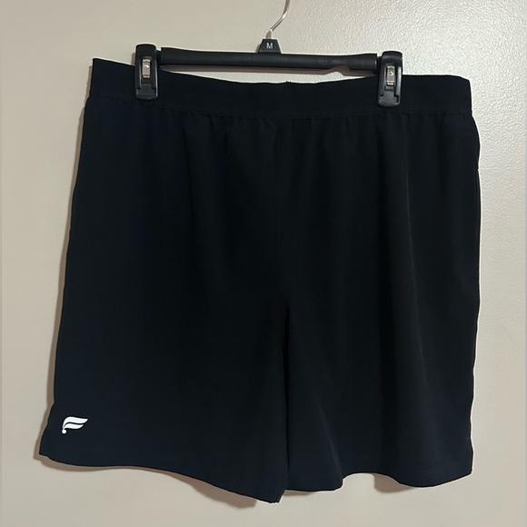 Fabletics Men’s Fundamental shorts black 7” inseam - Picture 1 of 6